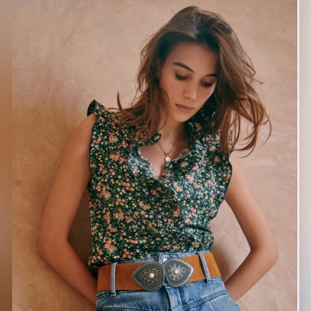 Sezane Caro Blouse - Navy garden print